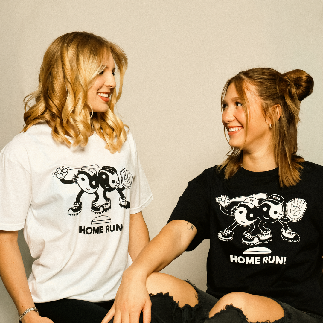Home Run! - Unisex T-Shirt Black &amp; White