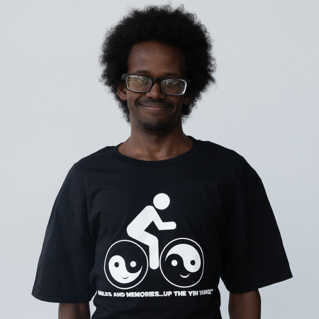 Miles &amp; Memories "Up the Yin Yang" - Unisex T-Shirt Black &amp; White