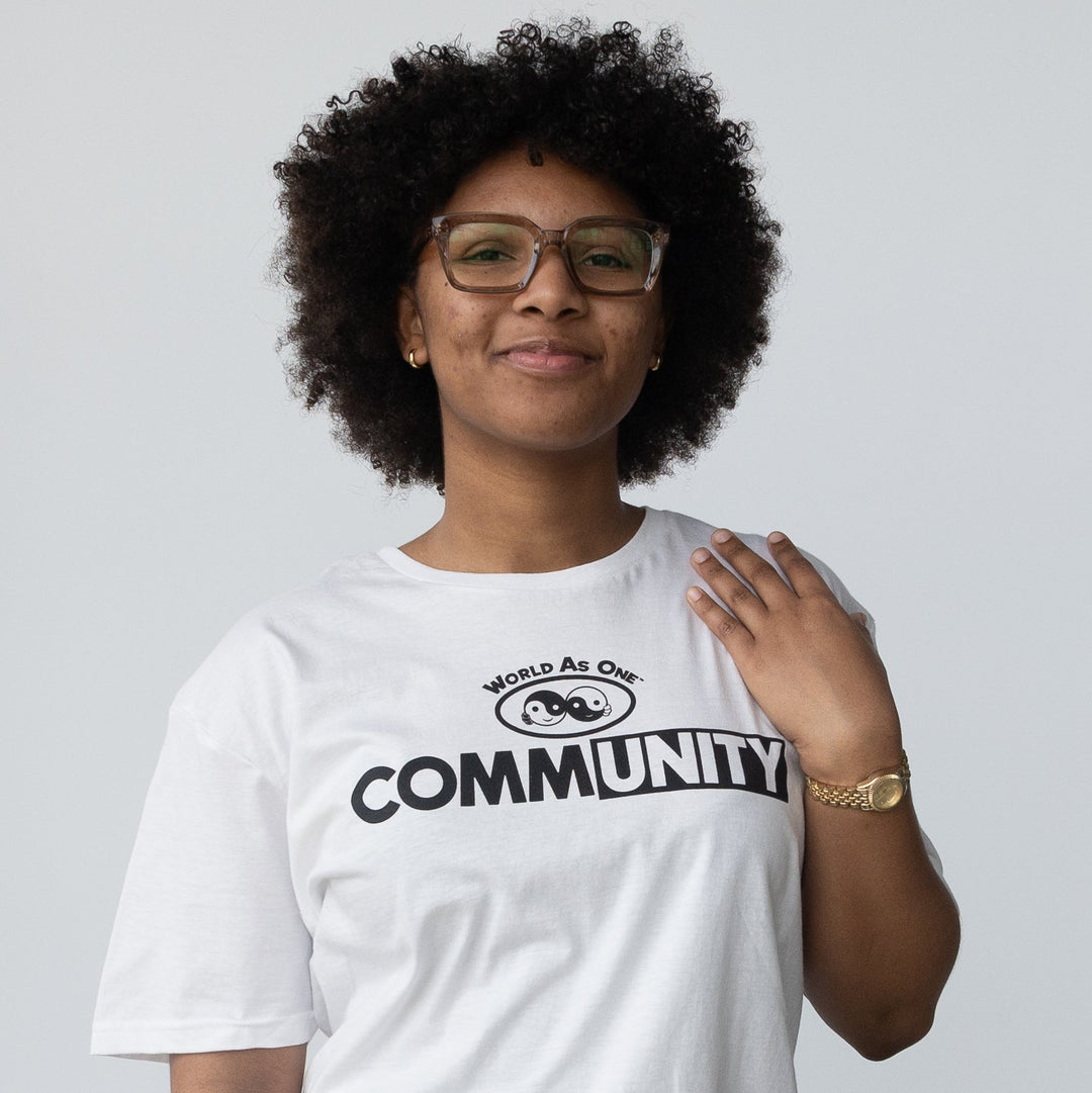CommUNITY - Unisex T-Shirt White &amp; Black