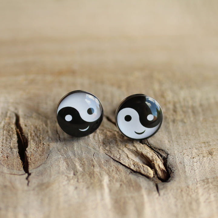 Yin &amp; Yang - Post Earrings